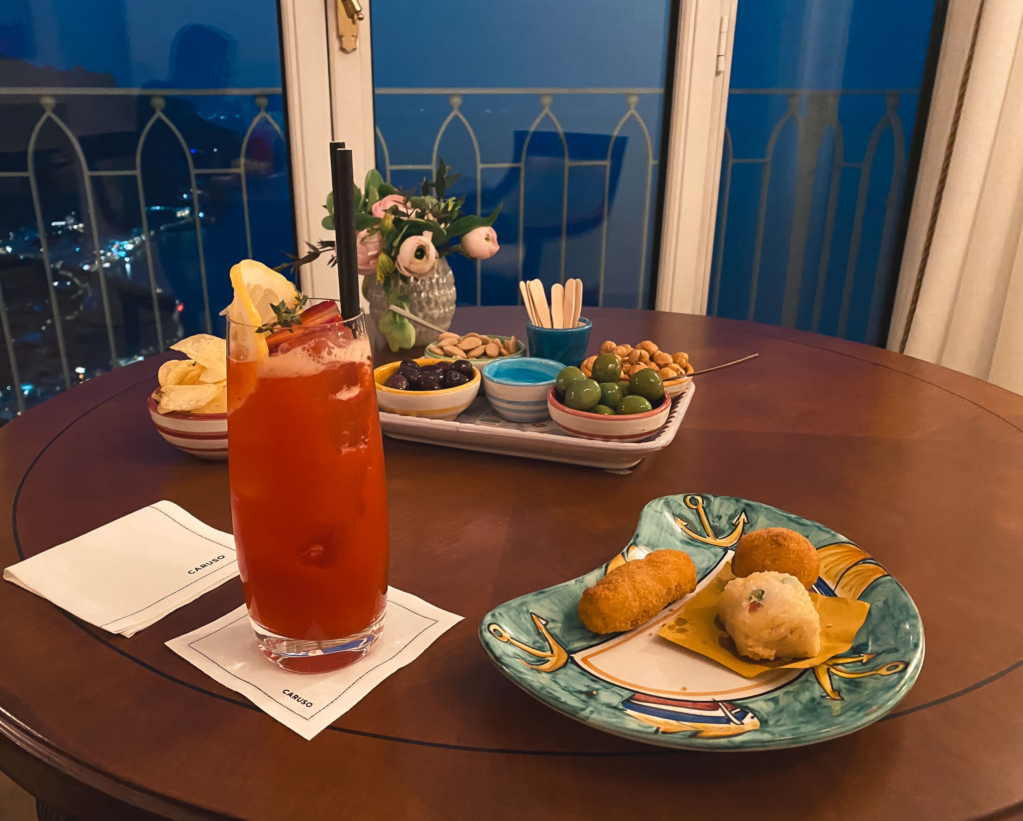 Belmond Caruso Bar