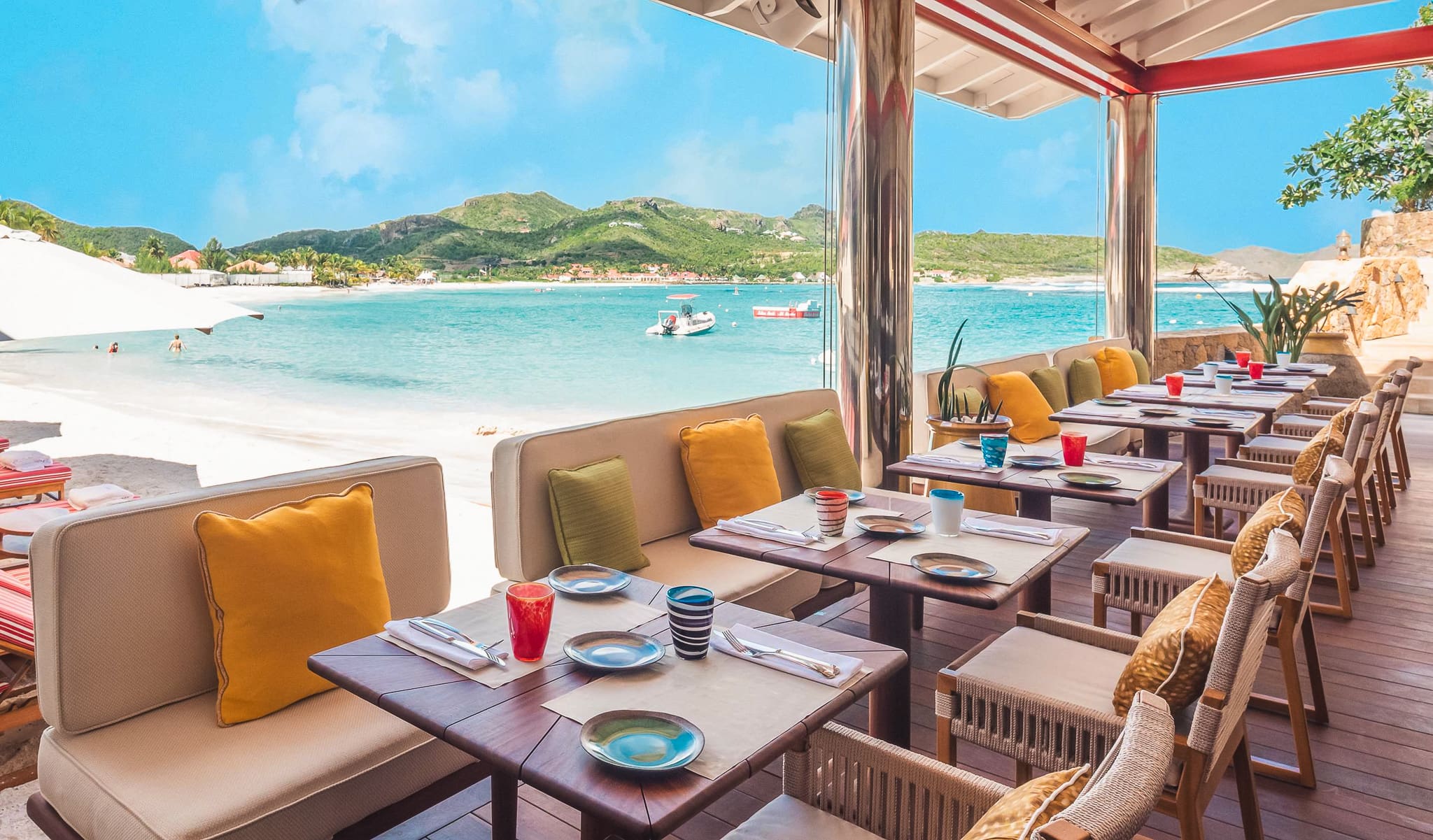 14 Trendy Restaurants in St. Barths Right Now