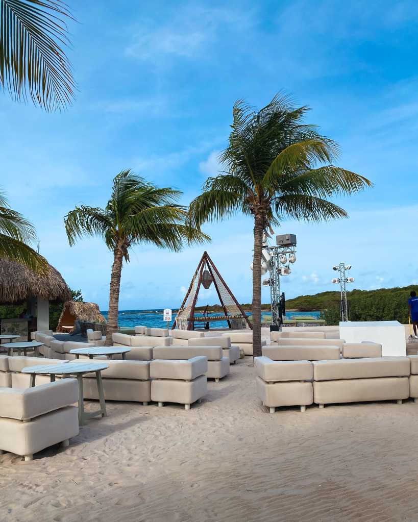 Sandals Royal Curacao nightly entertainment