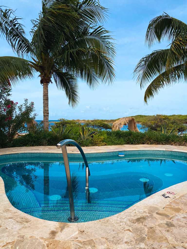 Sandals Royal Curacao pool