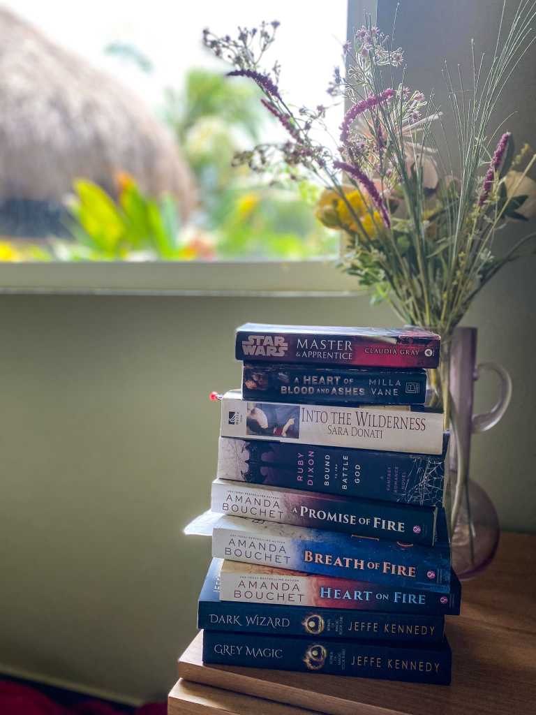 Summer reading list romantasy